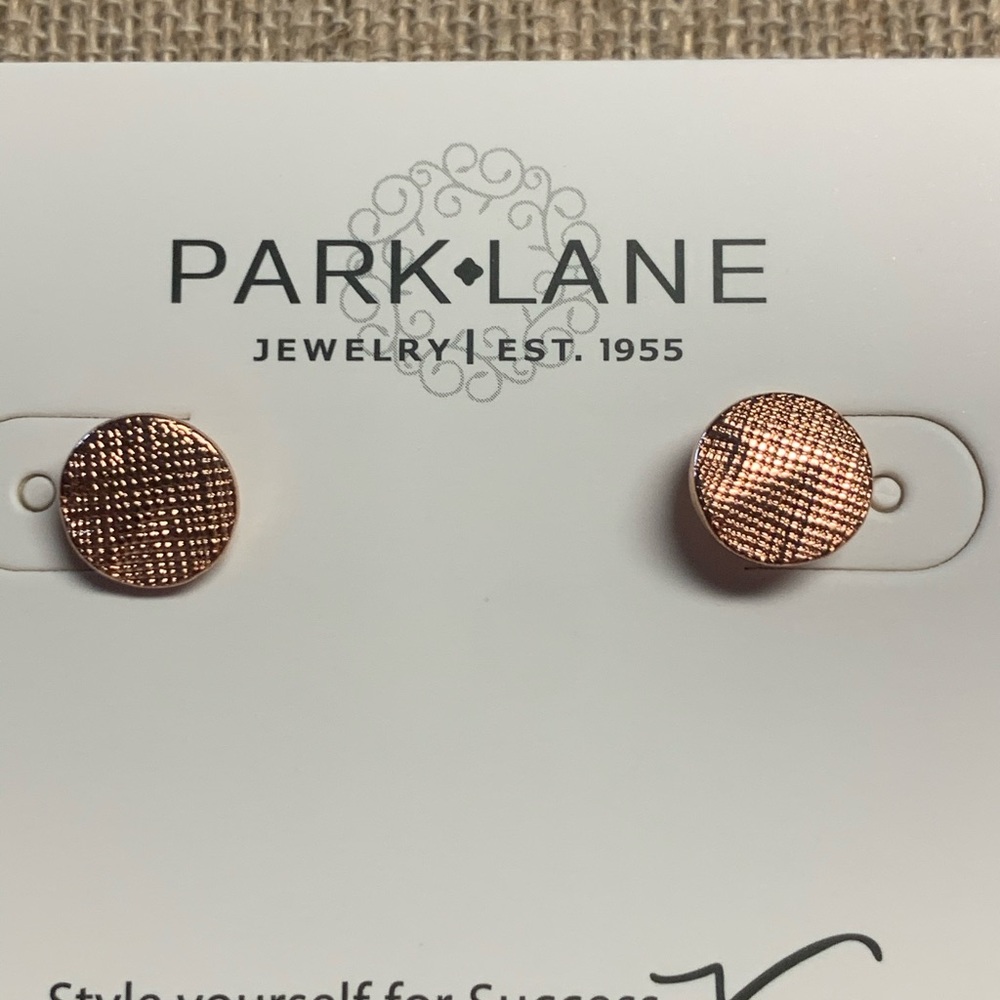 Rose gold hammered stud earrings